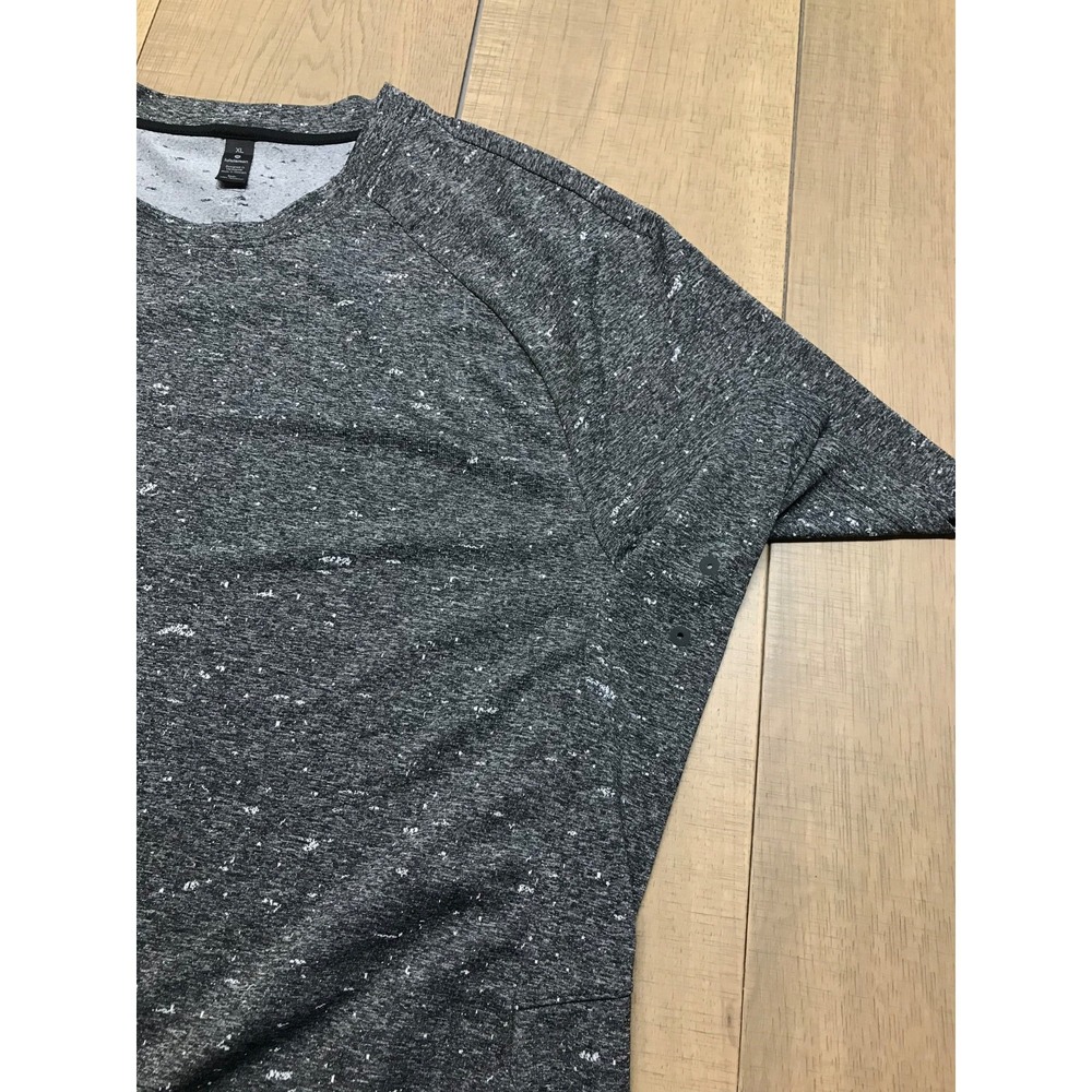 Lululemon Tee Top Mens XL Black Short Sleeve Shirt Gym Run Workout Fresh Form - Picture 6 of 10